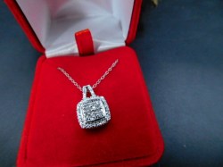 diamond square chain view